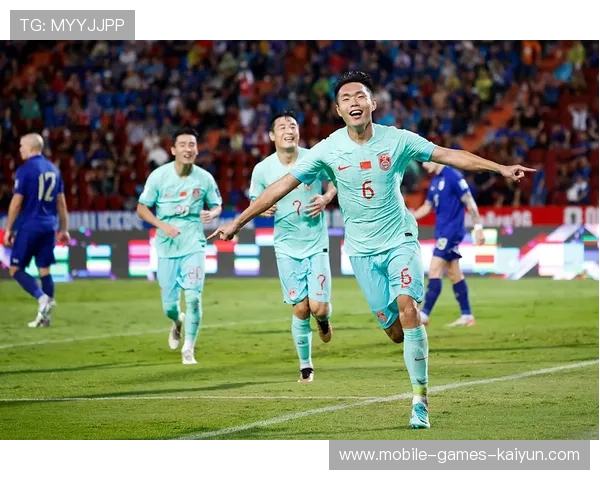 辽宁铁人邦本宜裕助攻头球破门，展现超凡足球实力