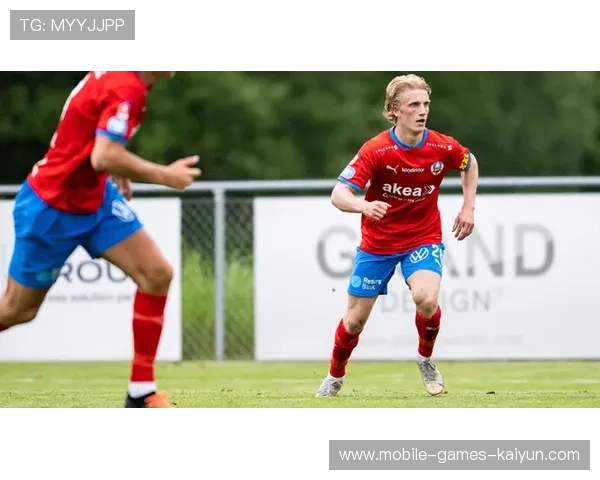 马尔默托伊沃宁背身处理球变化高效