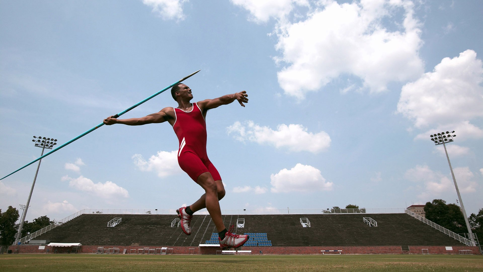 世界杯:C罗泪别世界杯 更衣室内久久不愿离场